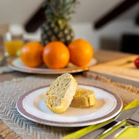 Center Catalina -1st Row To The Sea