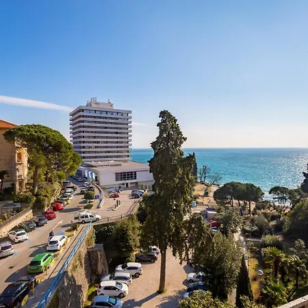 Center Catalina -1st Row To The Sea * Opatija