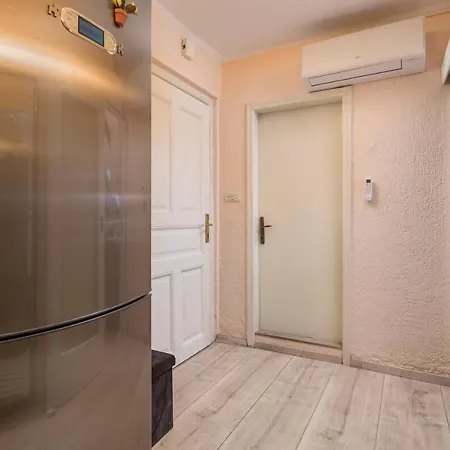 Apartman Center Catalina -1st Row To The Sea *