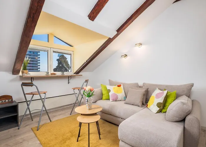 Apartment Center Catalina -1st Row To The Sea *