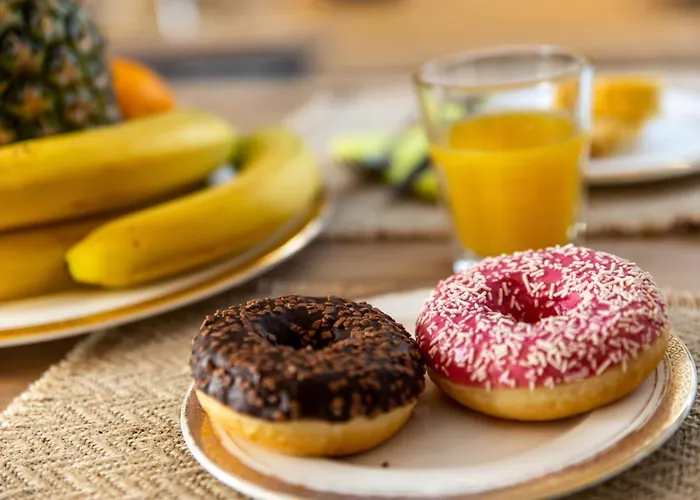 Center Catalina -1st Row To The Sea *